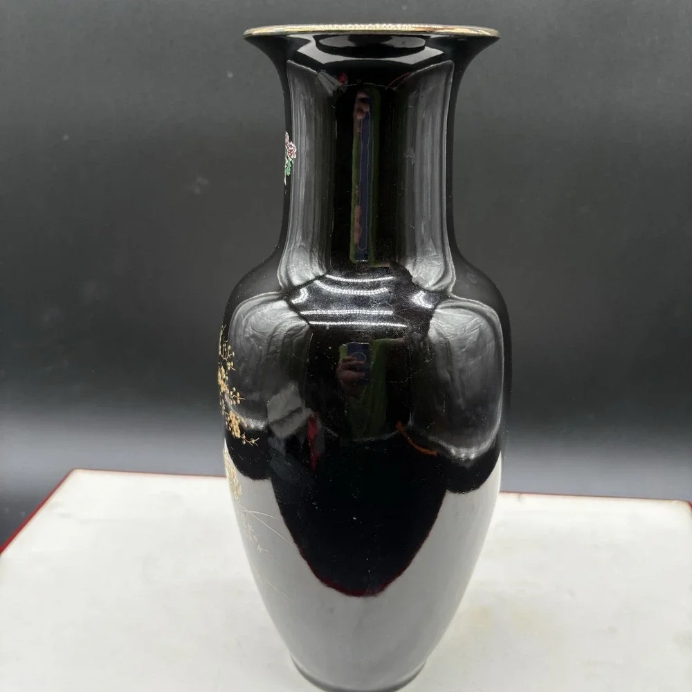 Peacock Vase Black 10.5